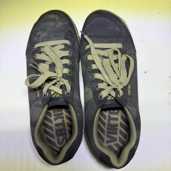 VIKTOS Overbeach Low Shoes Mens Size 9.5 Camo Tactical Sneakers Camouflage - Picture 2 of 9